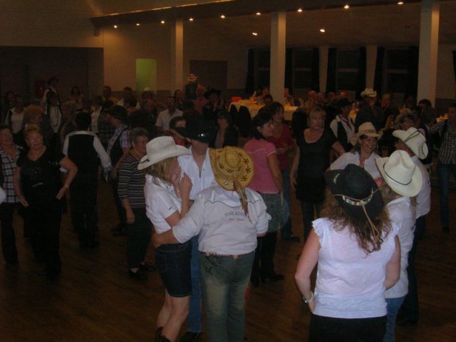 Bal Pleudihen le 08 Oct.2011 (10)